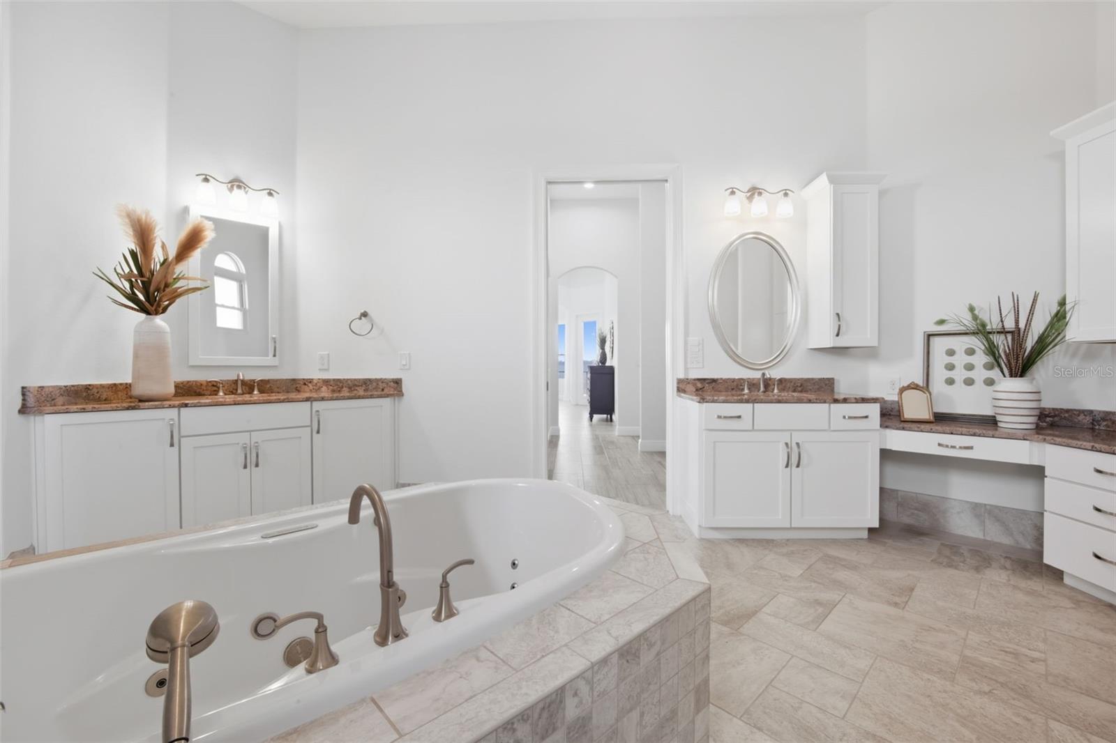 South Wing - Primary Suite Bath - Dual Vanity