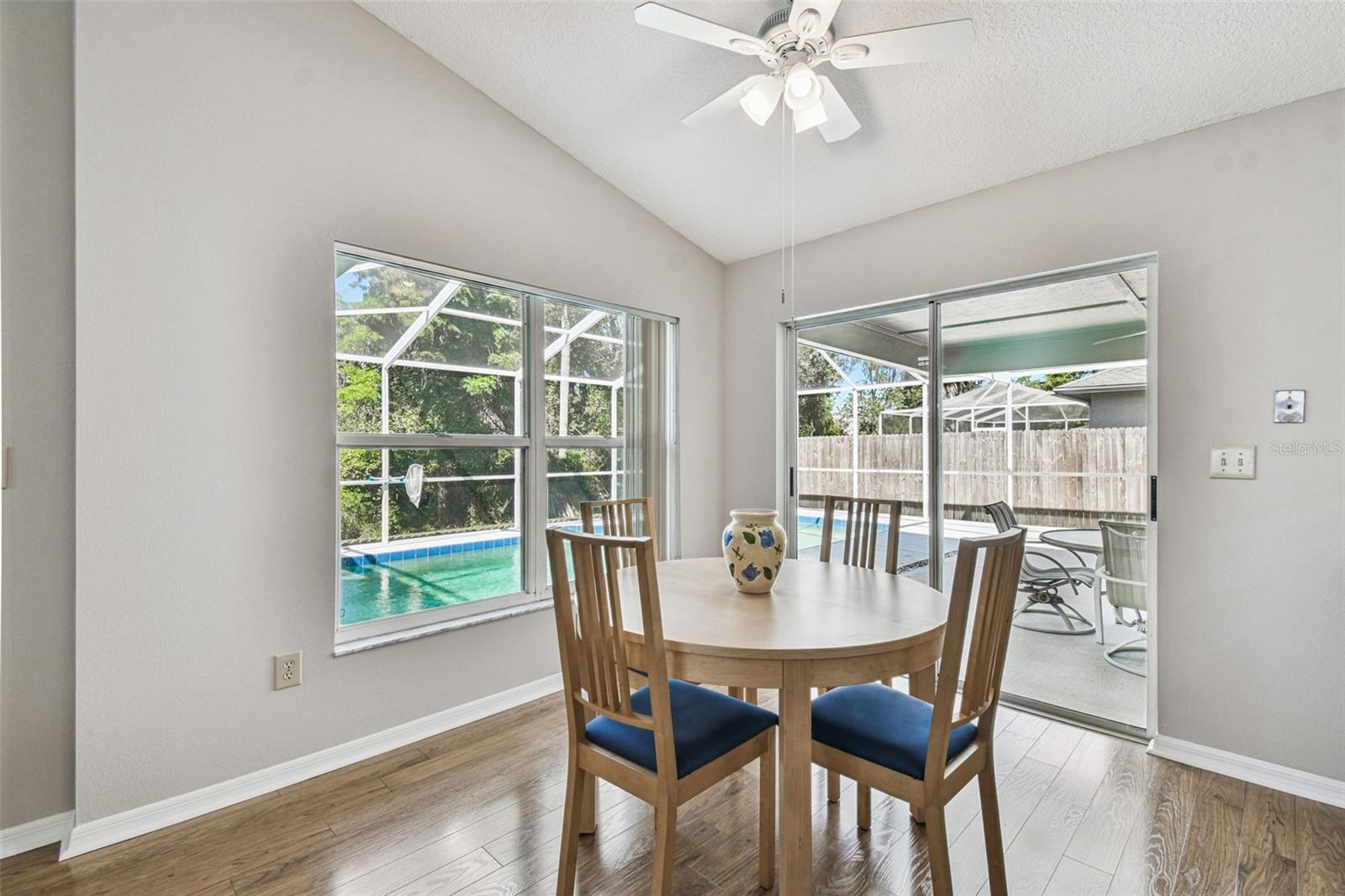 Breakfast Nook