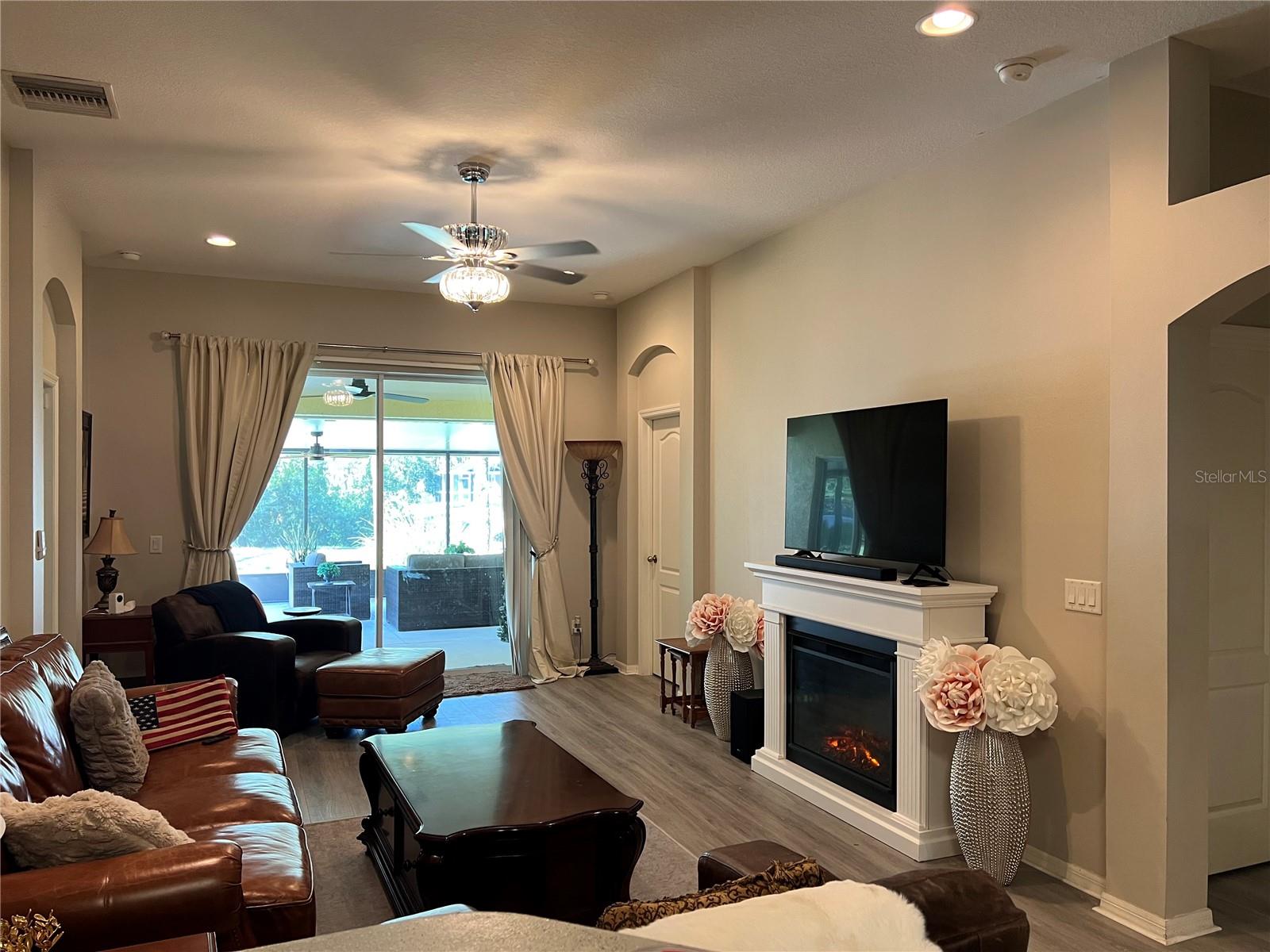 Family room 2nd bedroom