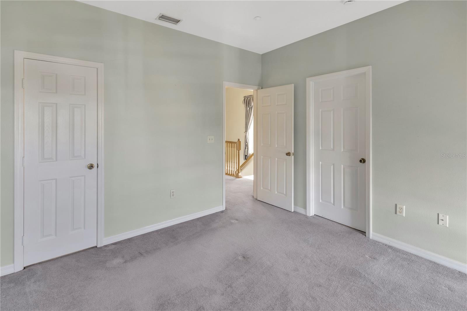 Guest bedroom