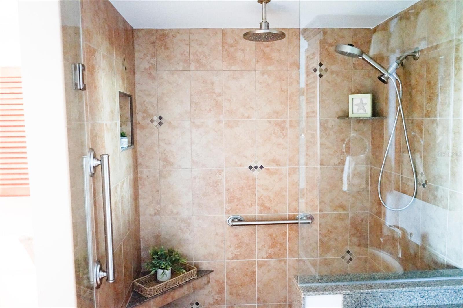 O6346110