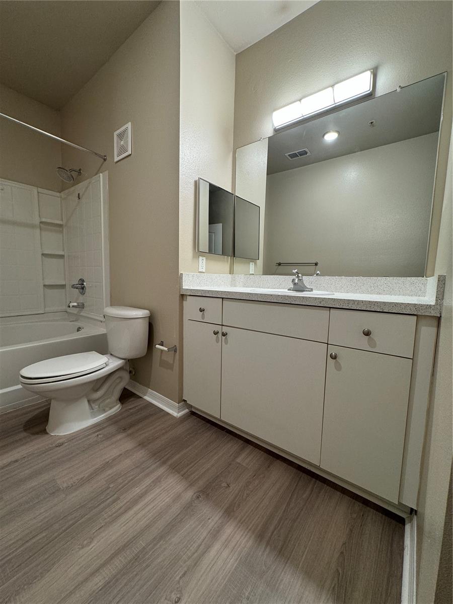 En-Suite Bathroom
