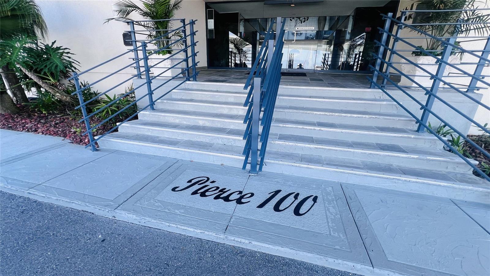 FRONT ENTRANCE TO 100 PIERCE