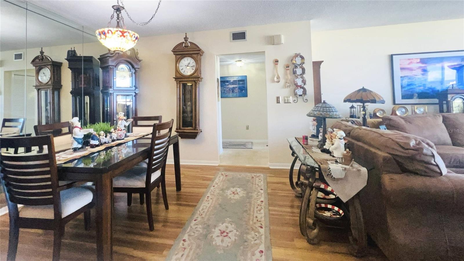 DINING ROOM 2