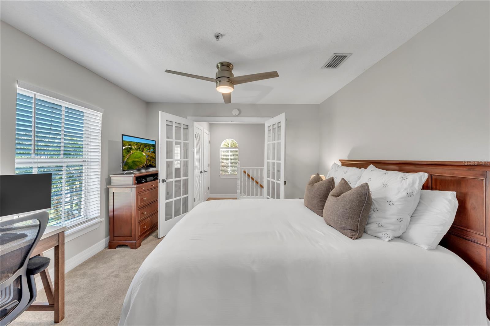 Master bedroom 2 with ensuite bathroom