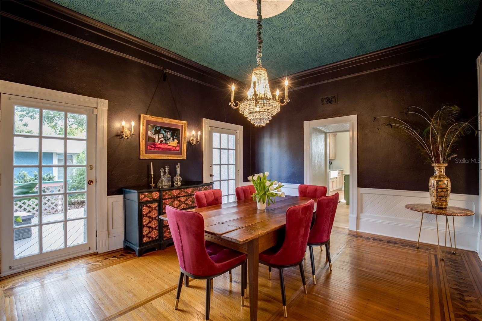 Pristine dining room
