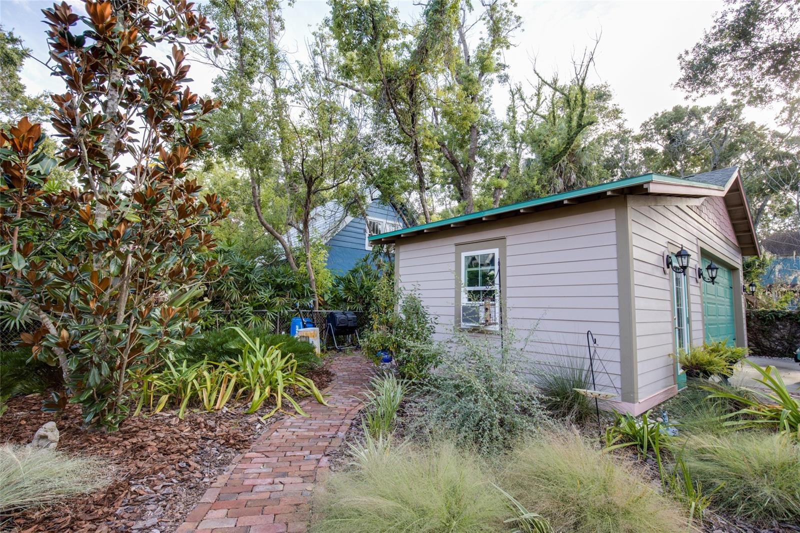Detached garage with climate control workshop