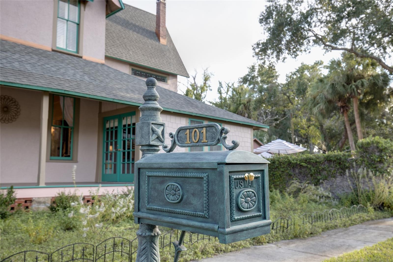 Make 101 Read St, Tarpon Springs your next home