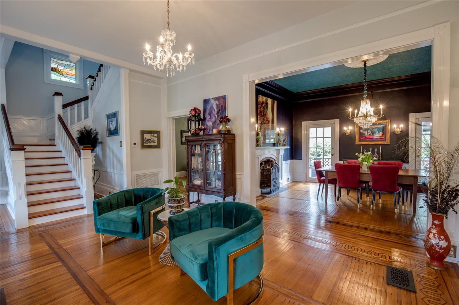 Elegant foyer