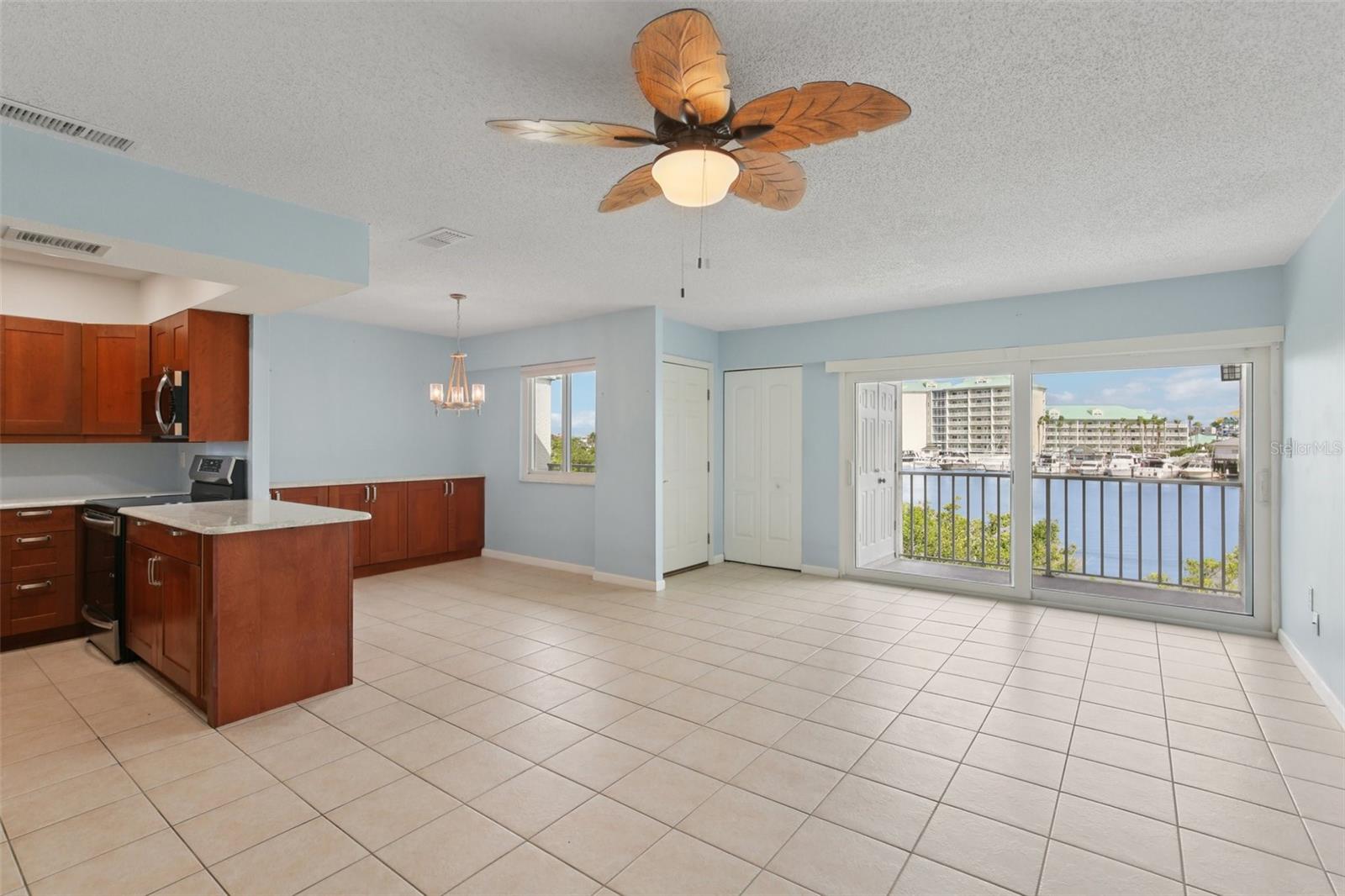 Living / Dining / Kitchen