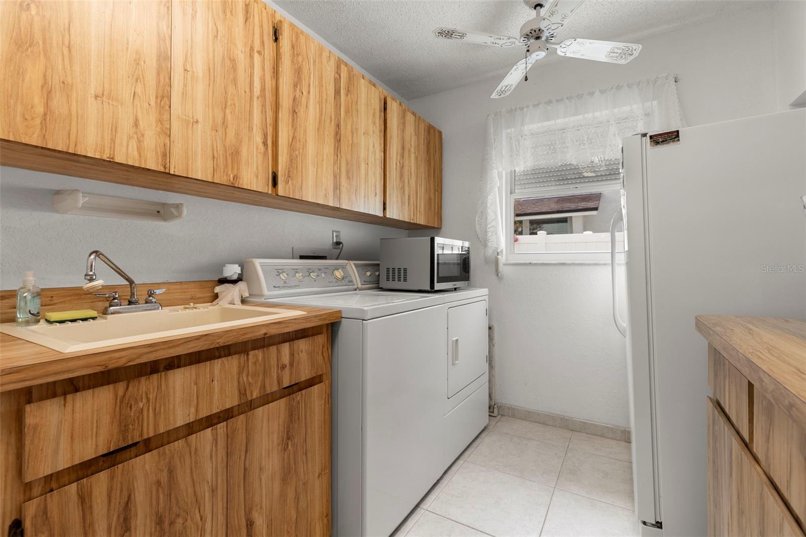 Utility Room w Lots of Storage & Utility Sink