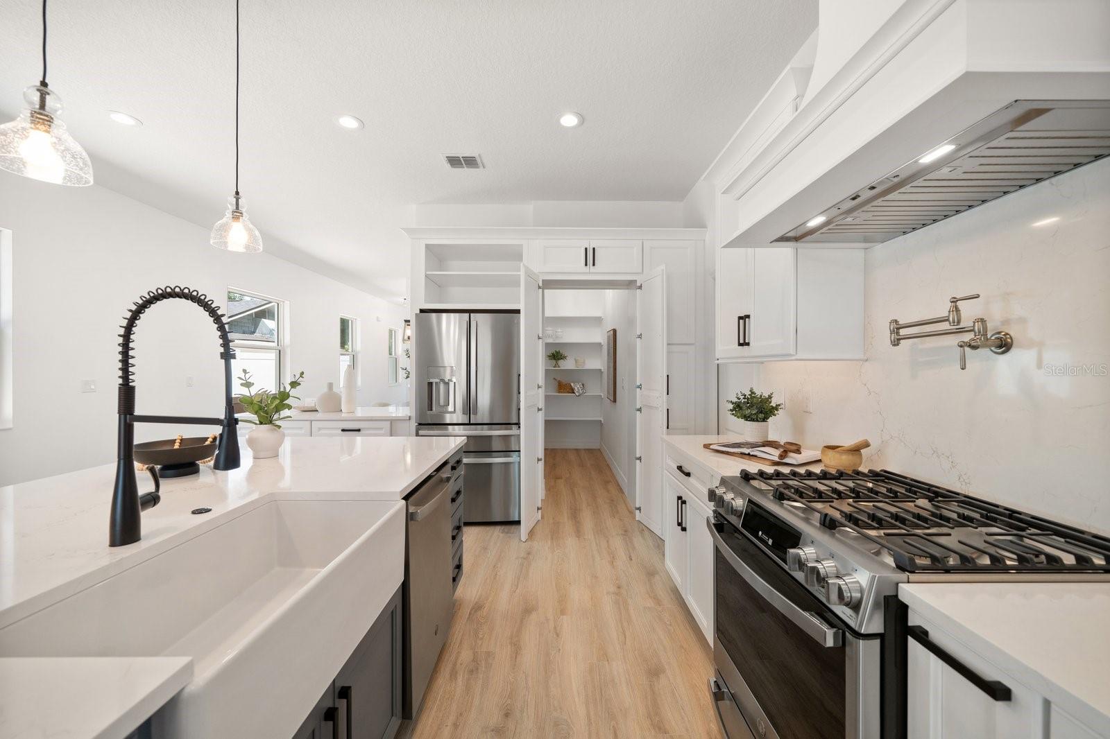 Walk-in pantry