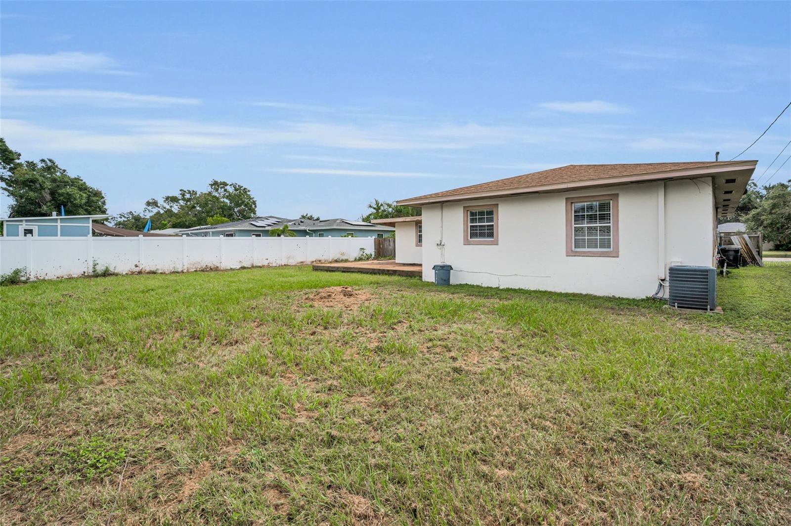 If you are looking for a huge back yard - you have found it!