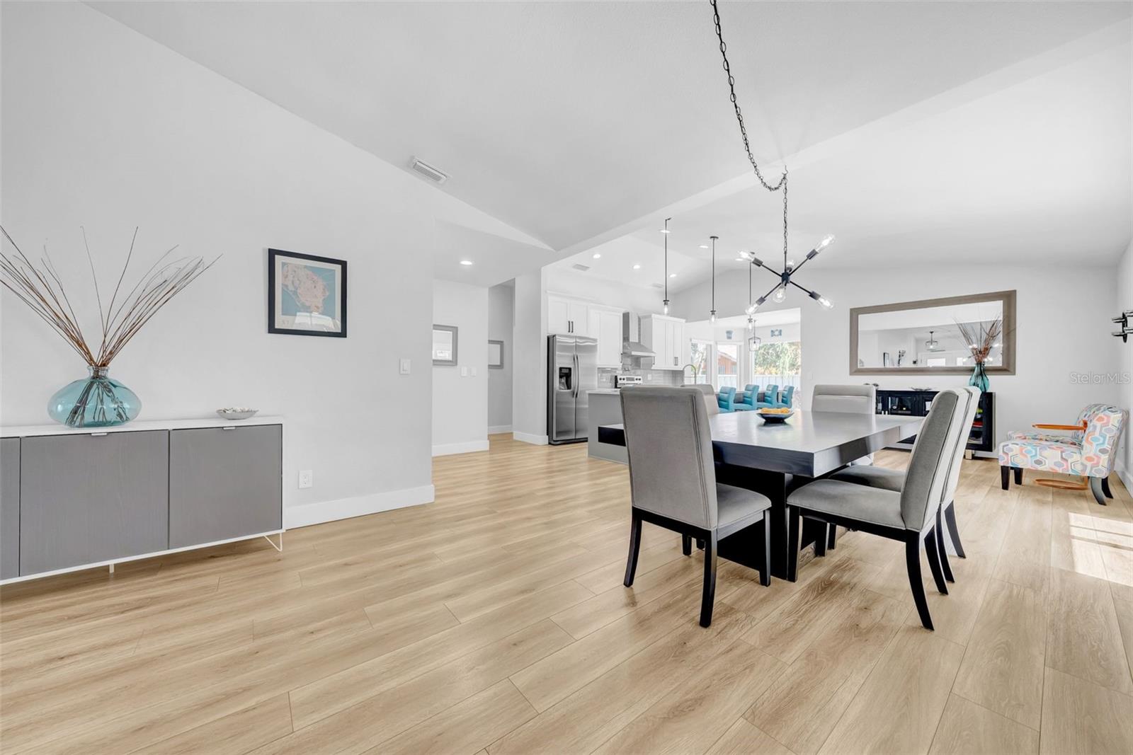 Dining Area that opens up to the kitchen