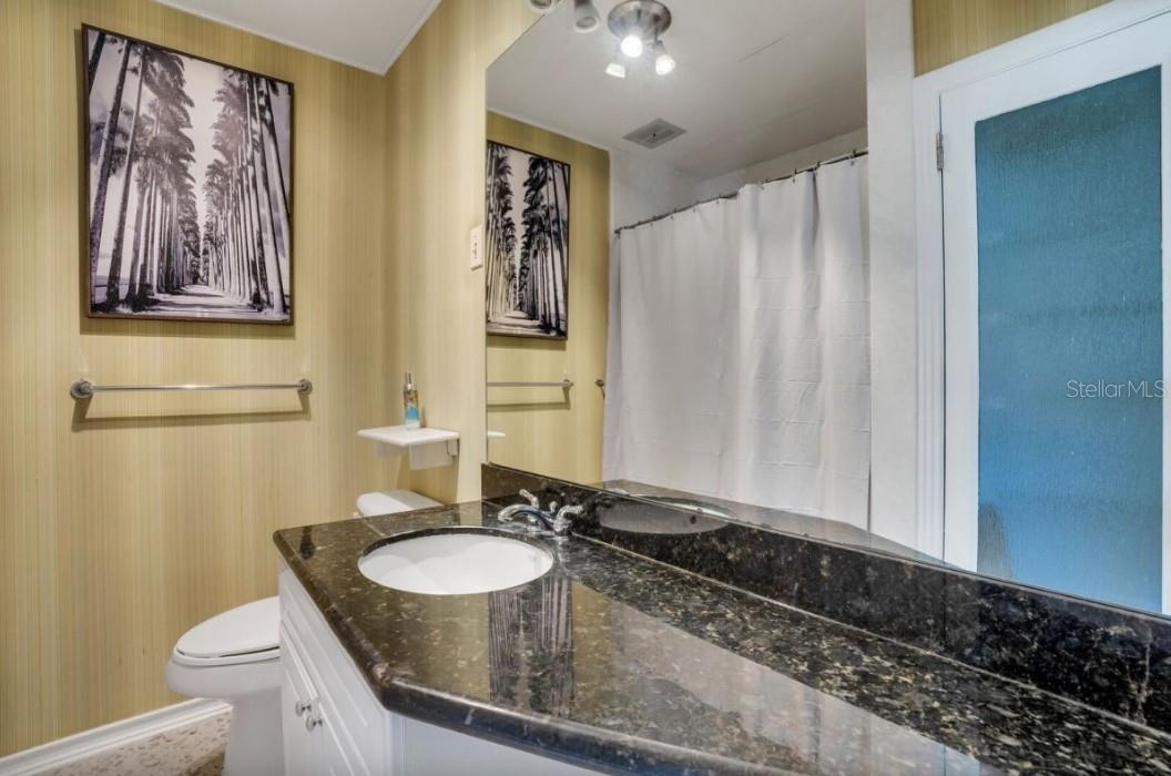BATHROOM 1