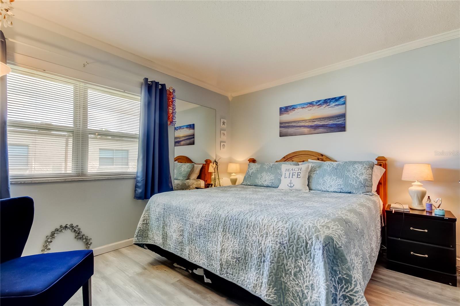 Large Bedroom with Natural Light