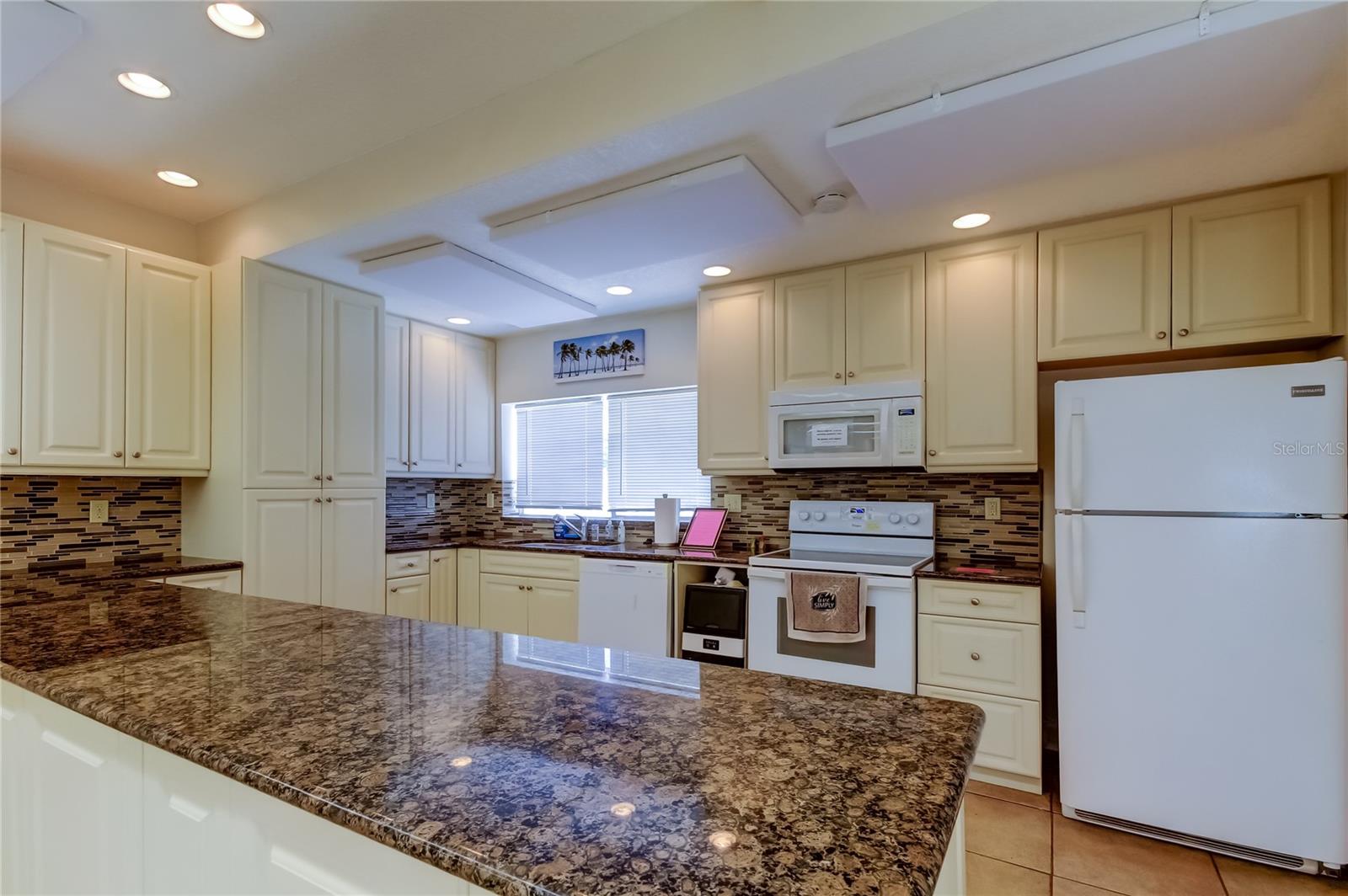 Clubhouse Kitchen
