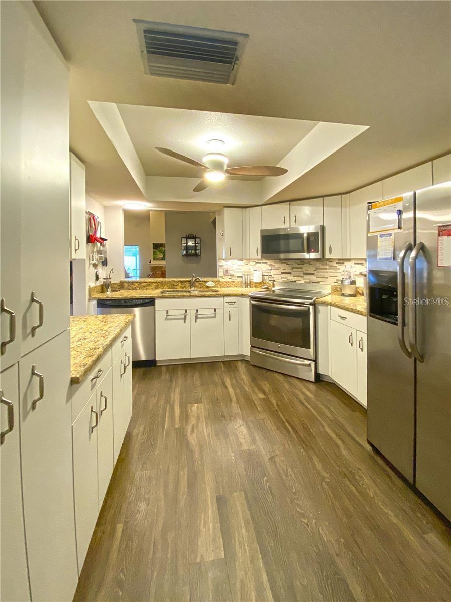 View of Kitchen from the breakfast knook area