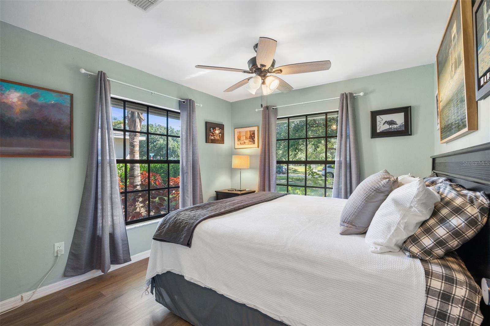2nd bedroom - guest bedroom