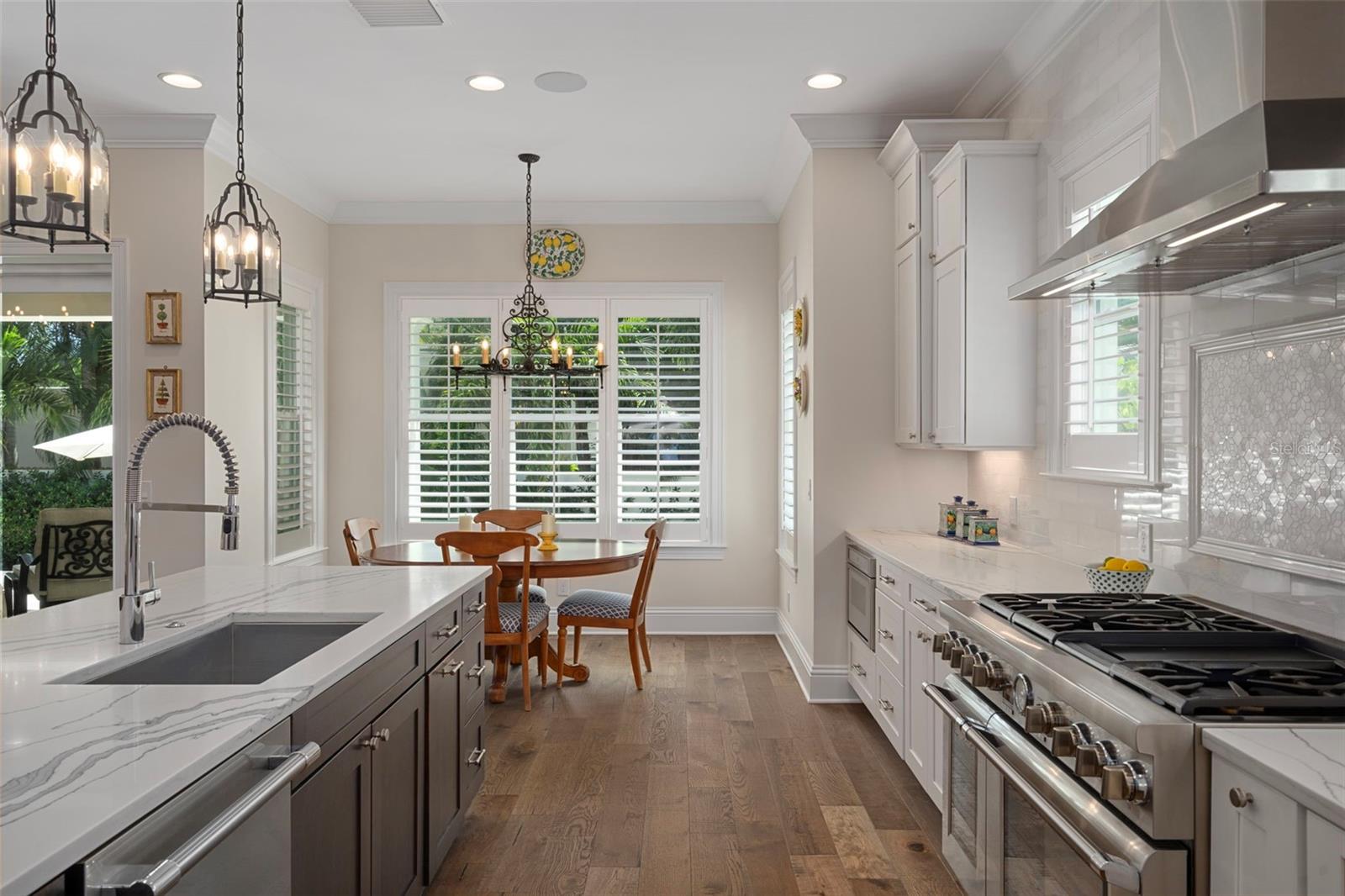 Breakfast nook