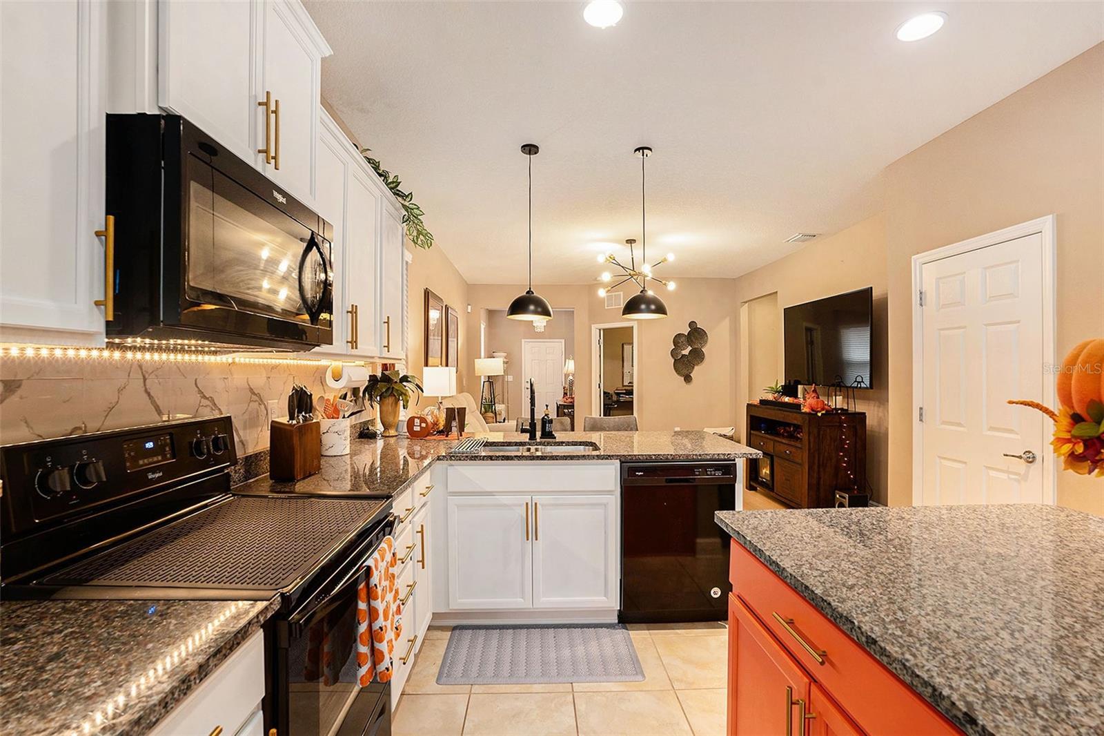 Kitchen - 5312 Fallen Leaf Drive, Riverview, FL
