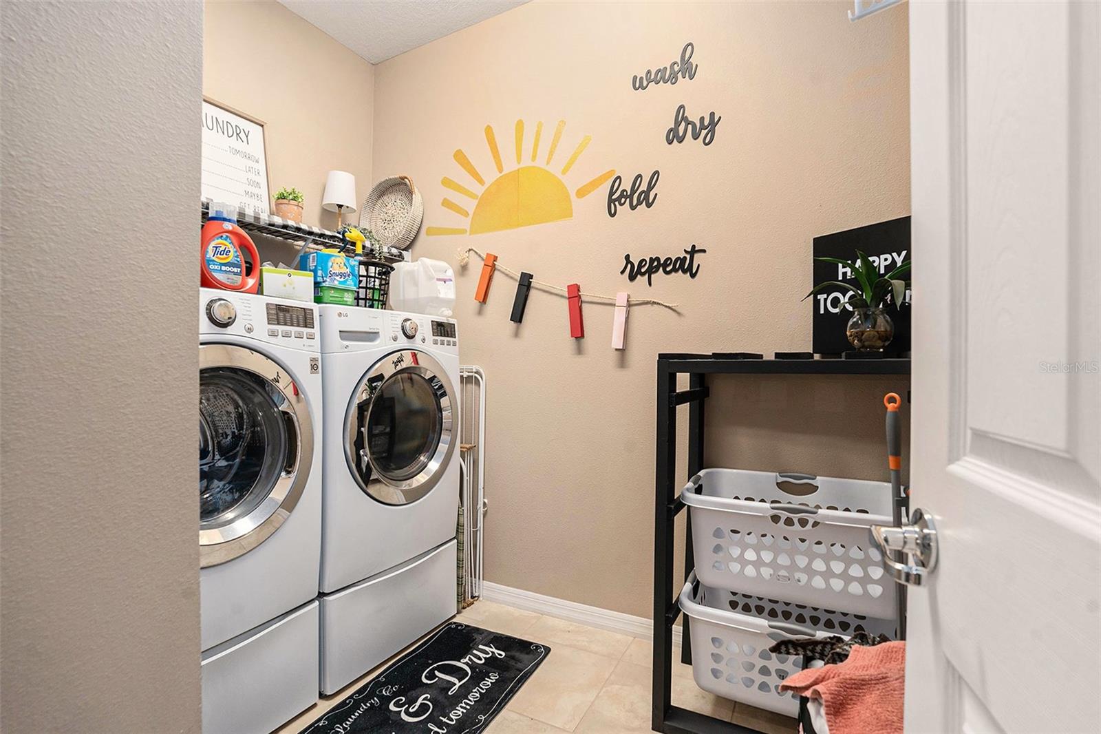 Laundry Room - 5312 Fallen Leaf Drive, Riverview, FL
