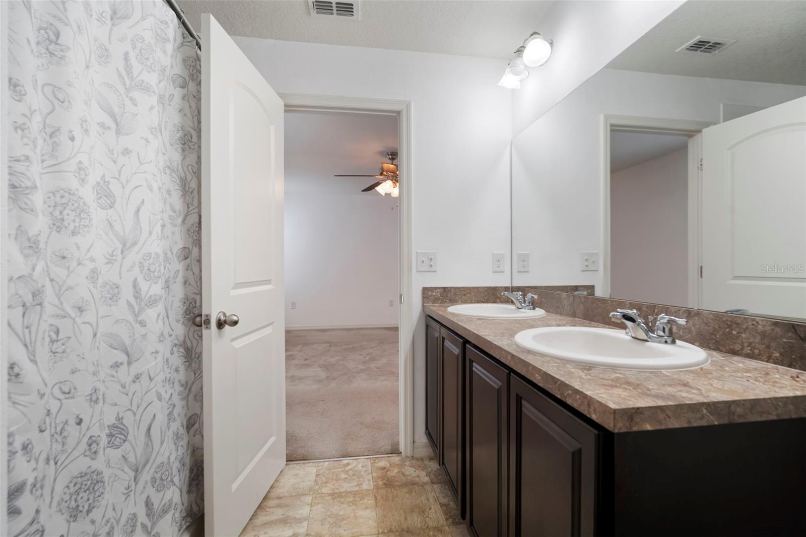 En-Suite Bathroom