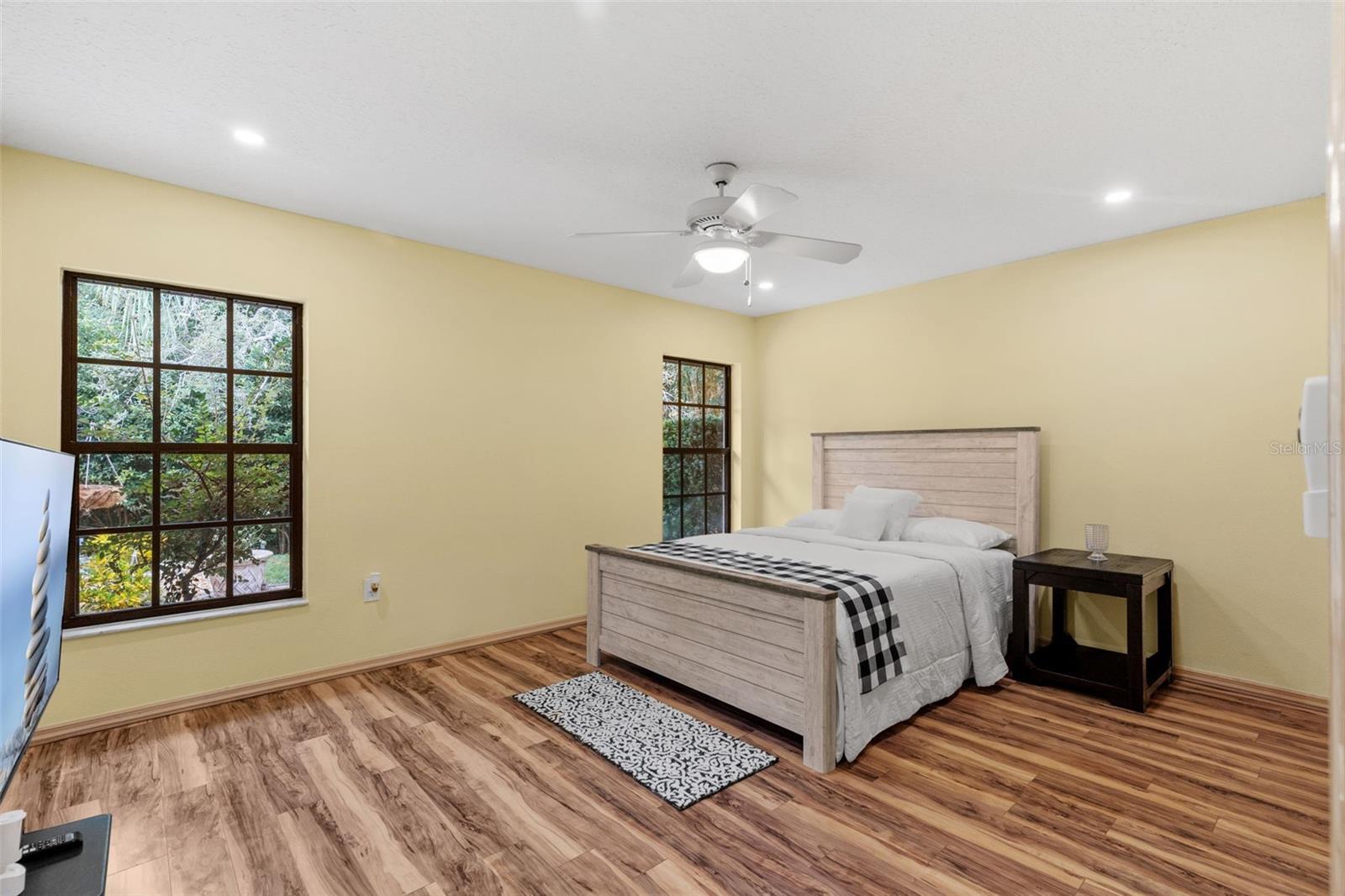 Front 3rd bedroom