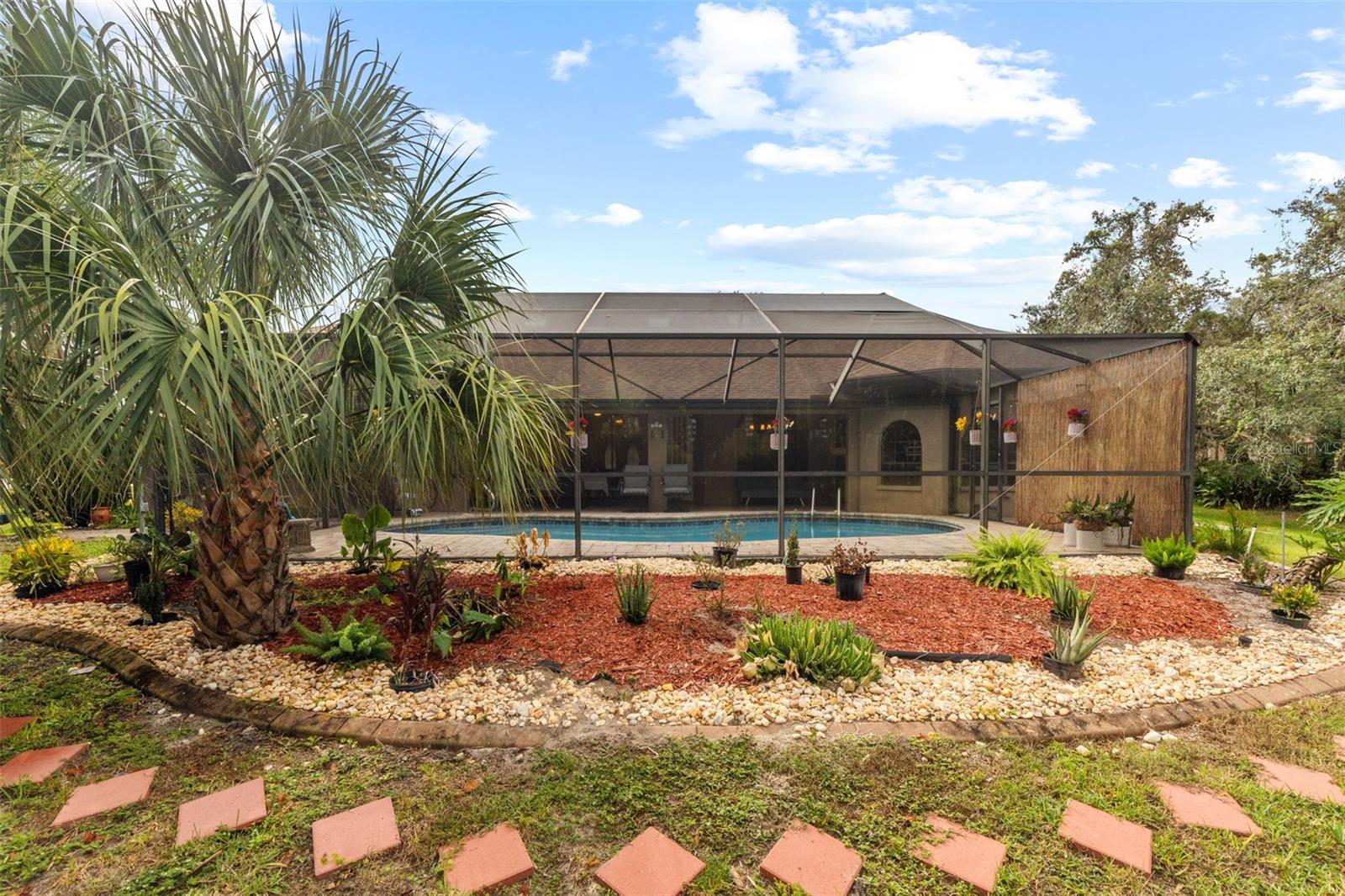 This could be your new address in time for the holidays!