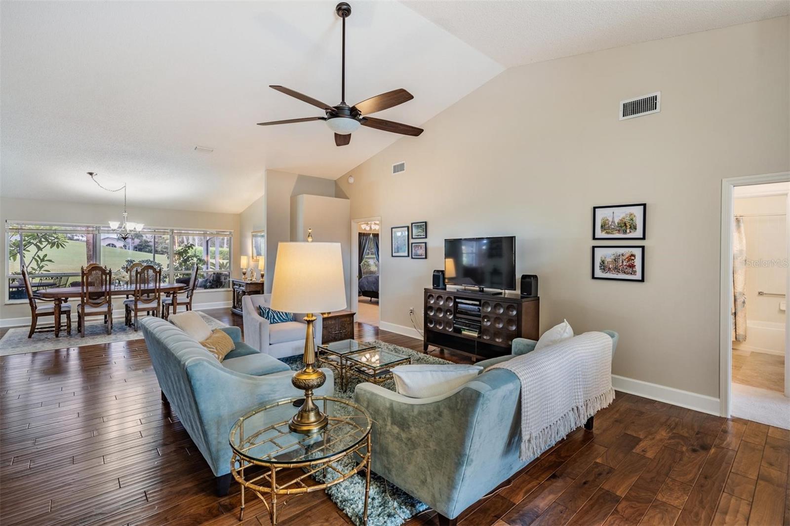 HUGE great room with vaulted ceiling