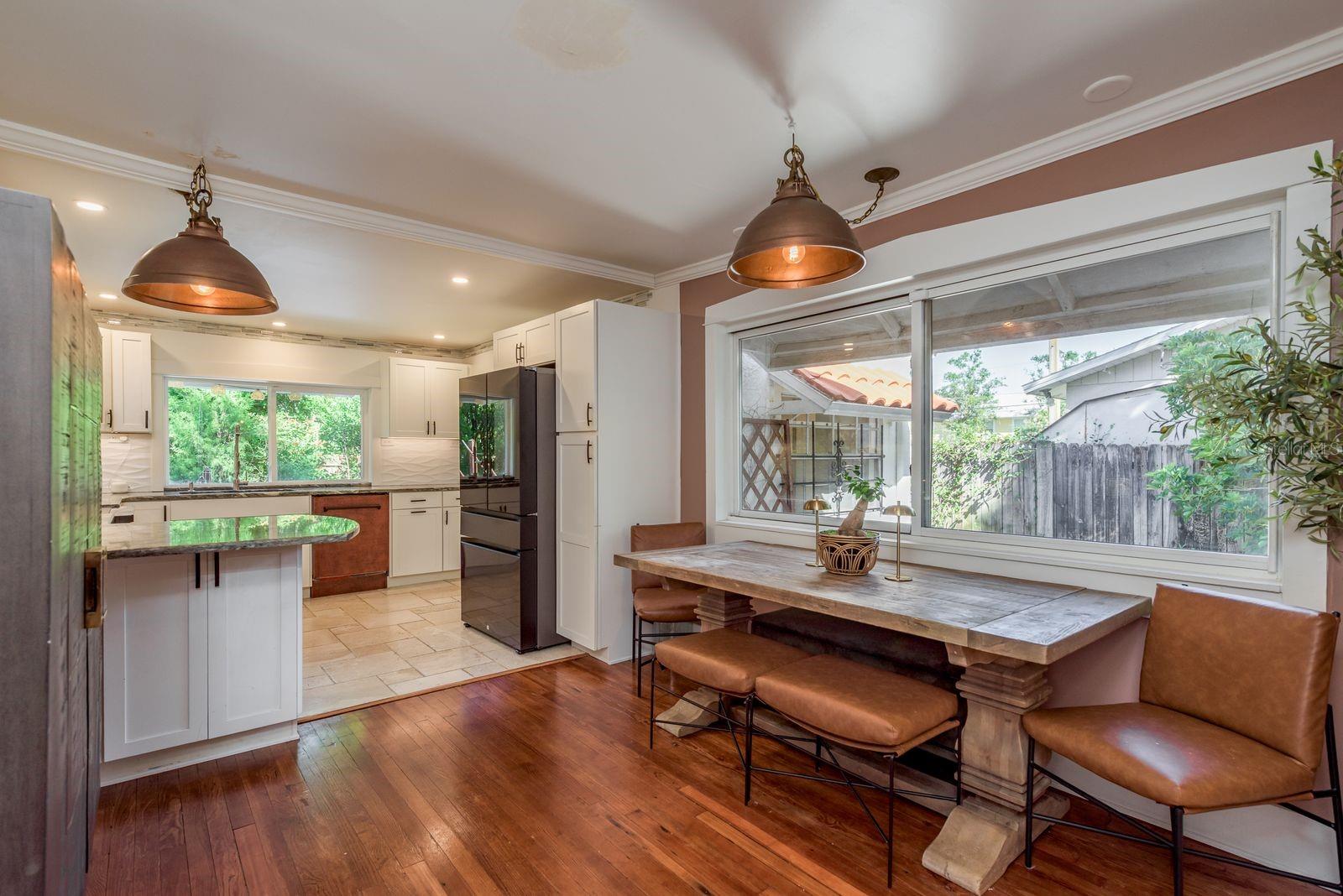 Dinette area and kitchen