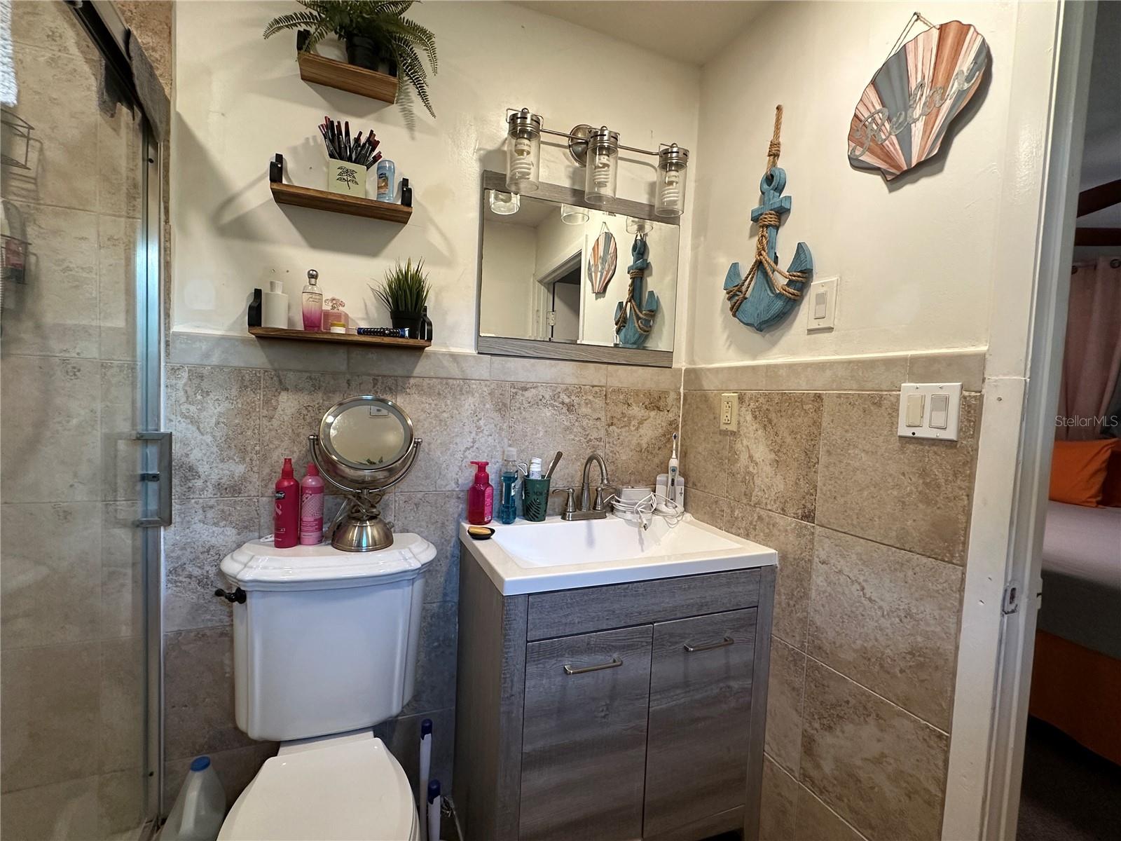 En-suite bathroom