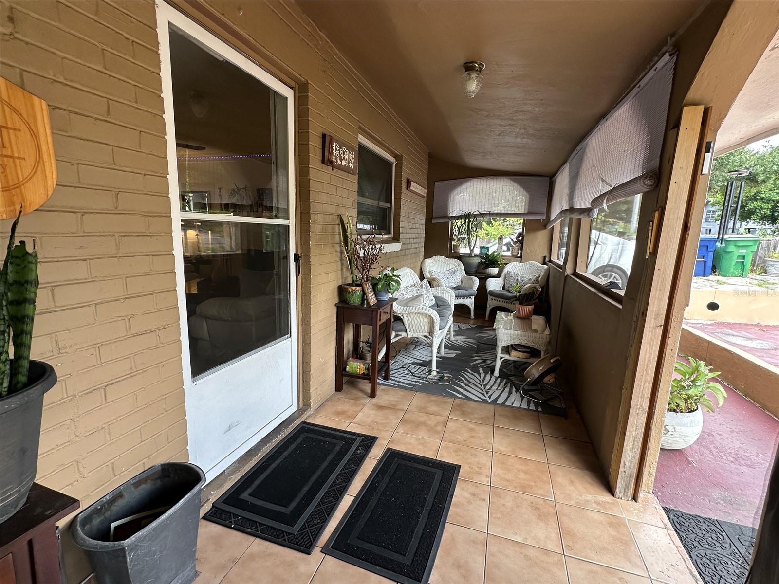 Porch, looking to the right.