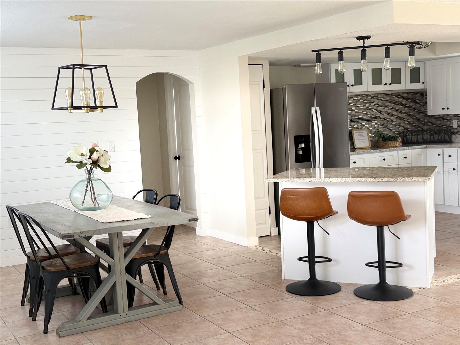 OPEN CONCEPT