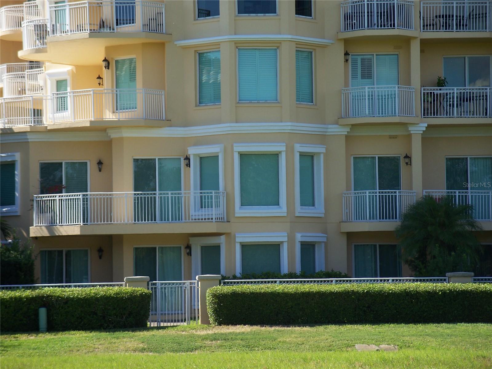 Front of 183 Courtyard