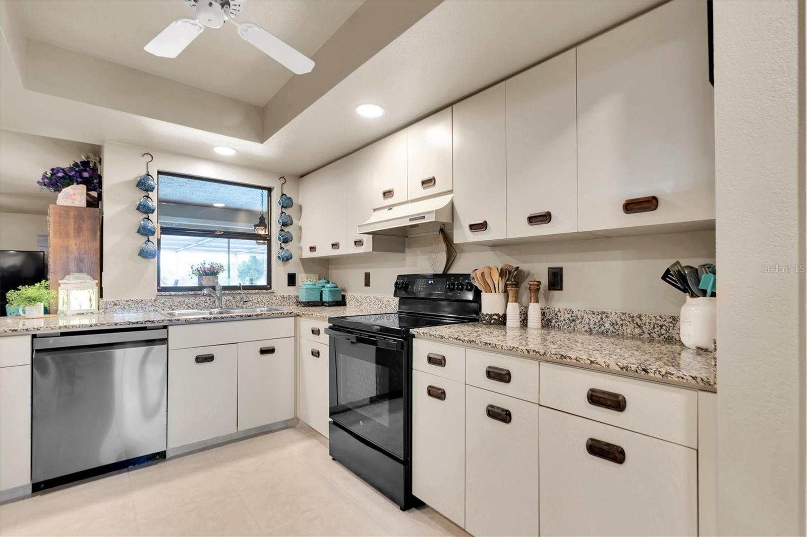 Kitchen with plenty of cabinets and pantry