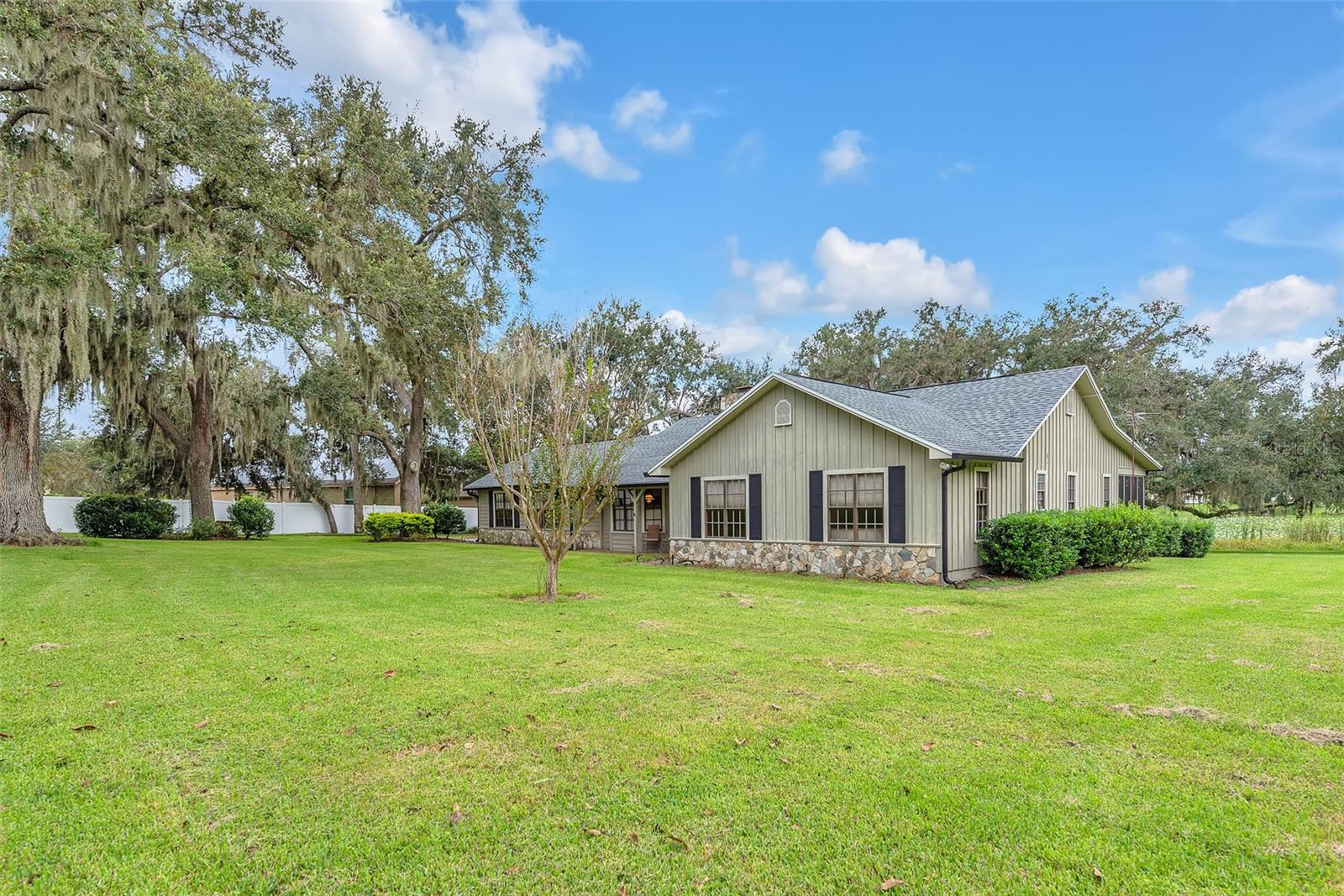 Conveniently close to highways, shopping, and dining, this property offers both seclusion and accessibility.