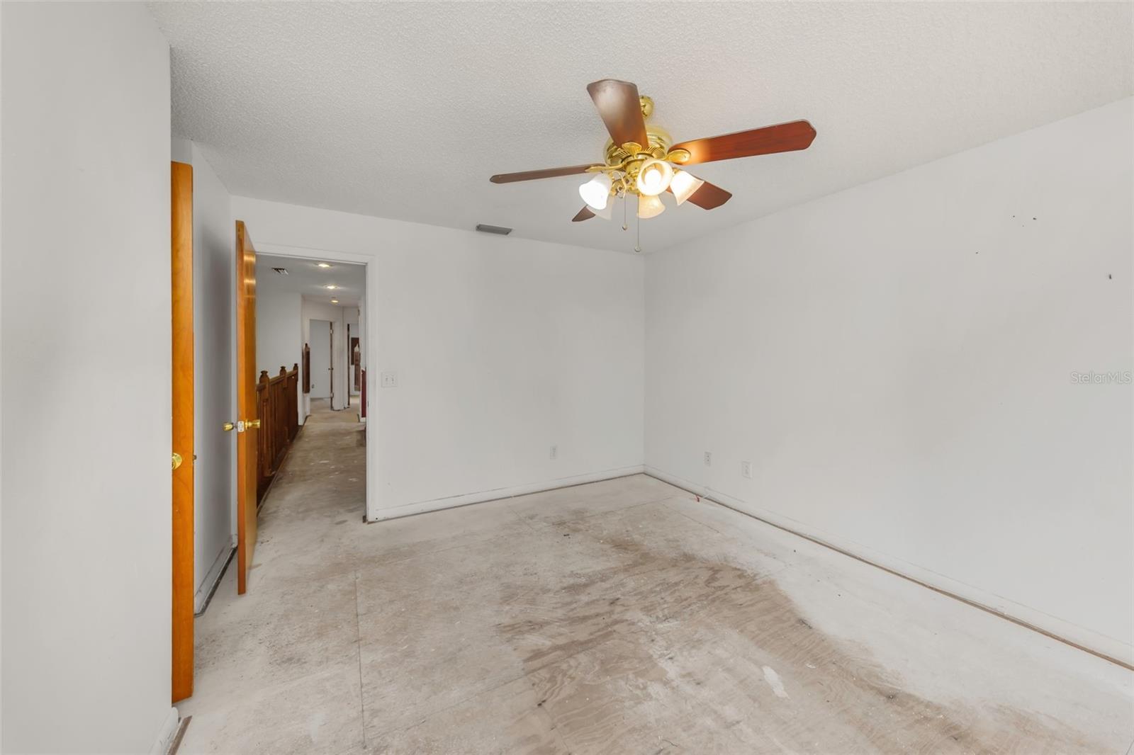 Master Bedroom - Reverse View