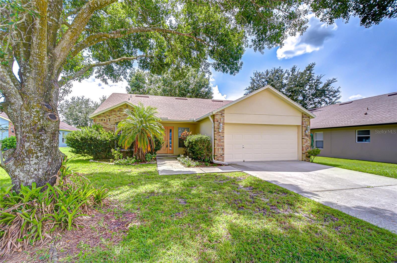 Charming home in Plant City!