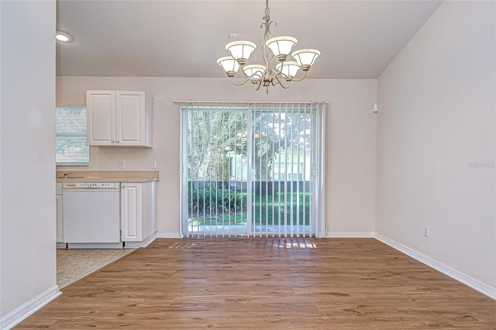 Dining room!