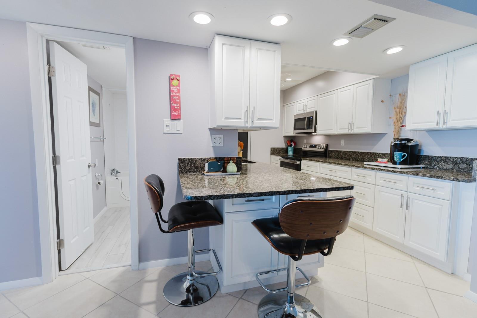 Breakfast bar