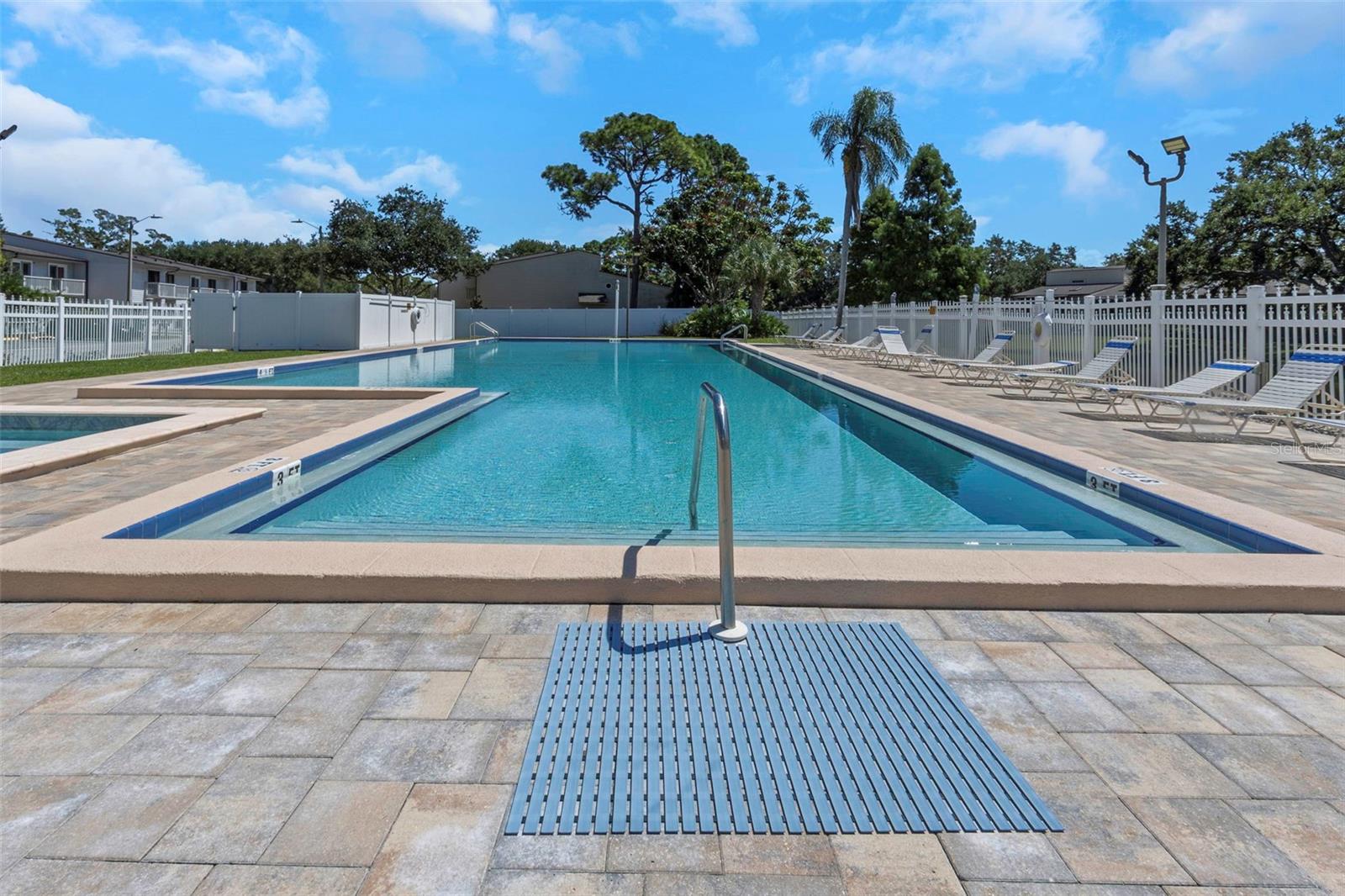 Community pool and hot tub.