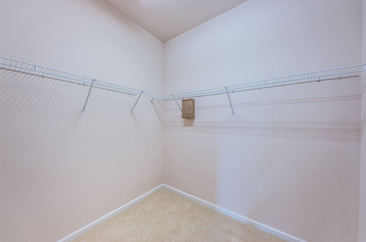 walk in closet