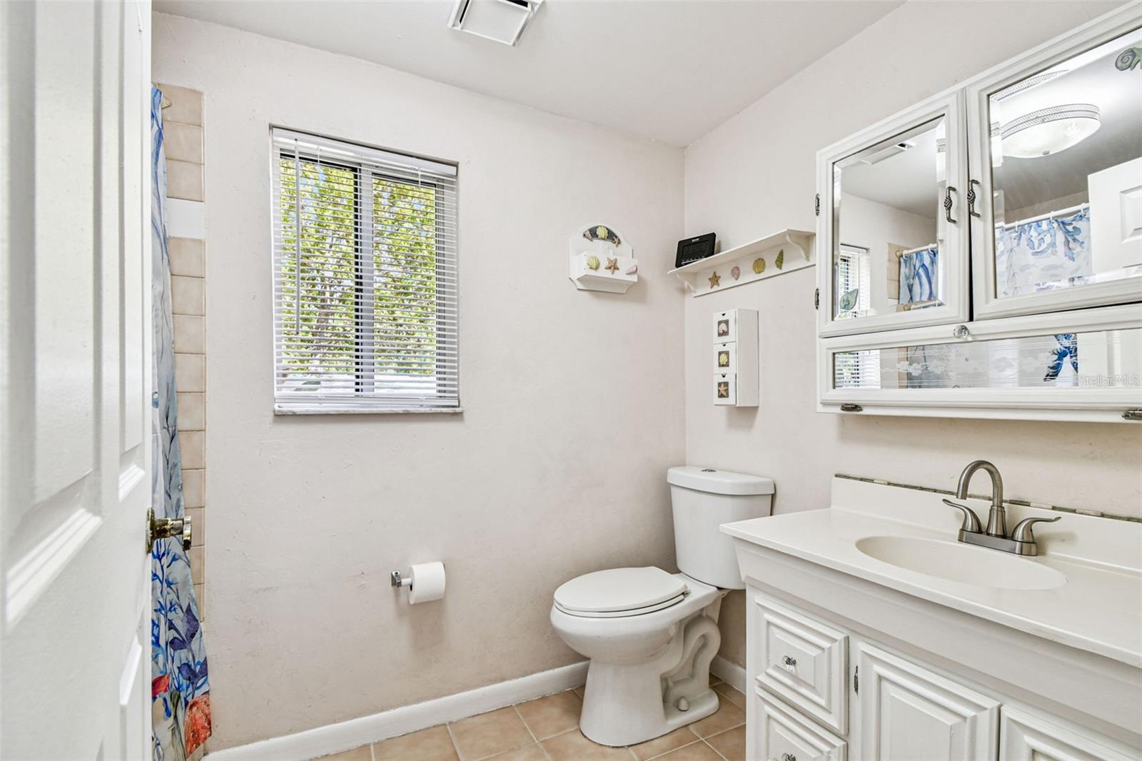 Primary 1 Bath
