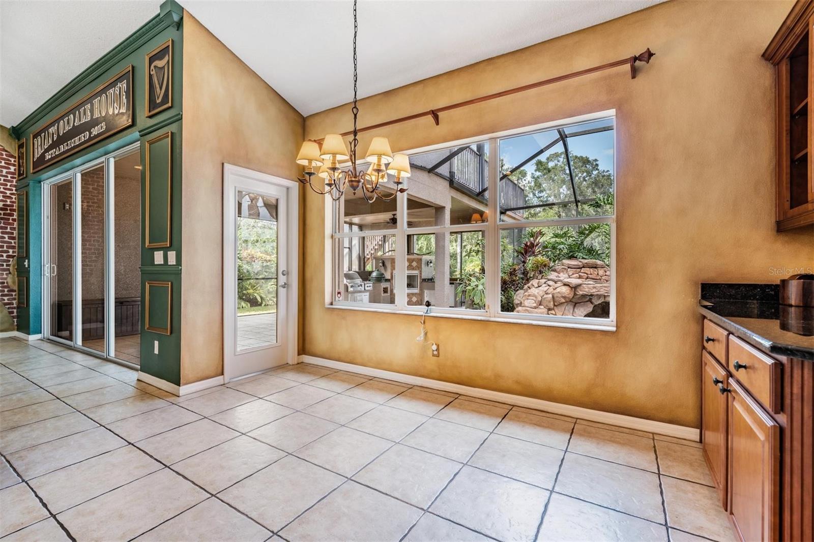 Breakfast nook