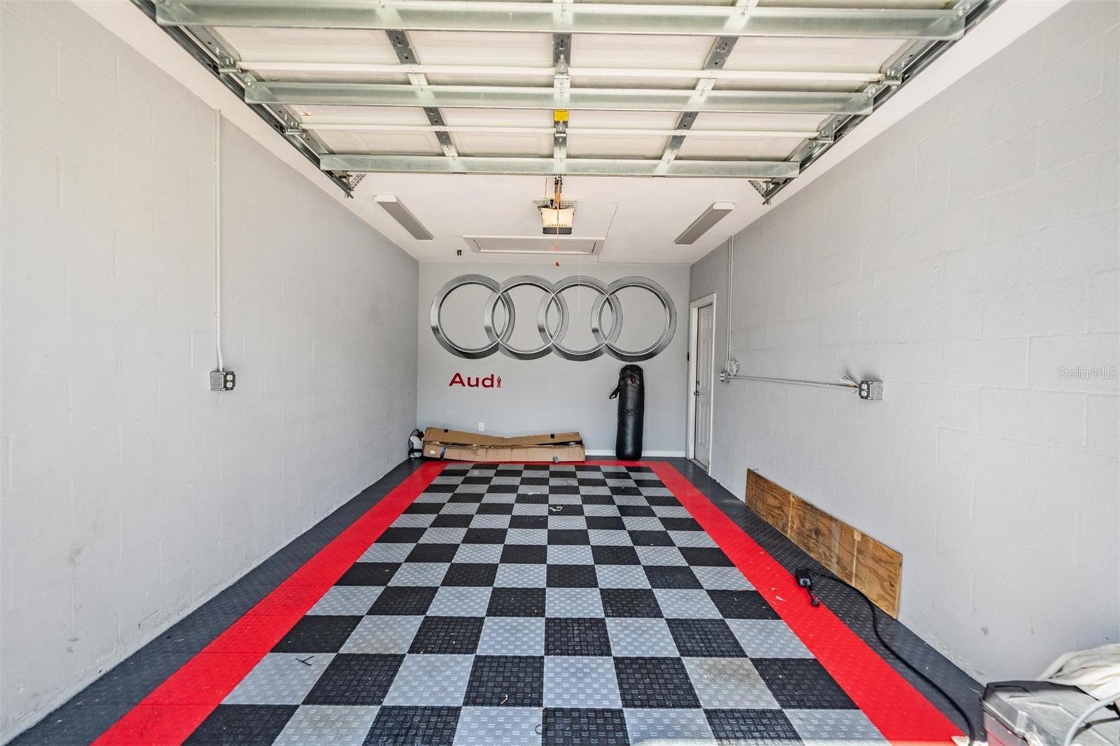 Detached Garage