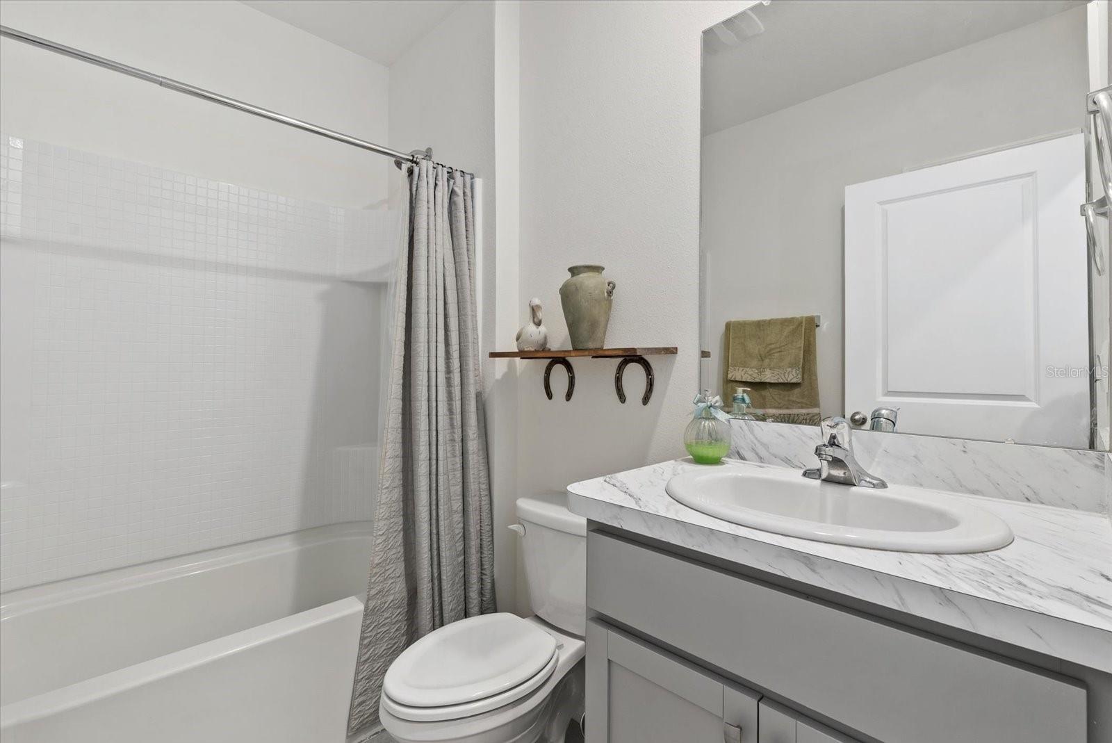 2nd bathroom