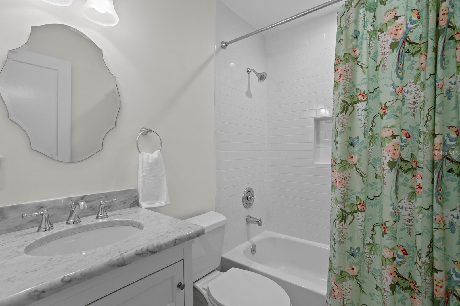 2nd Bathroom.