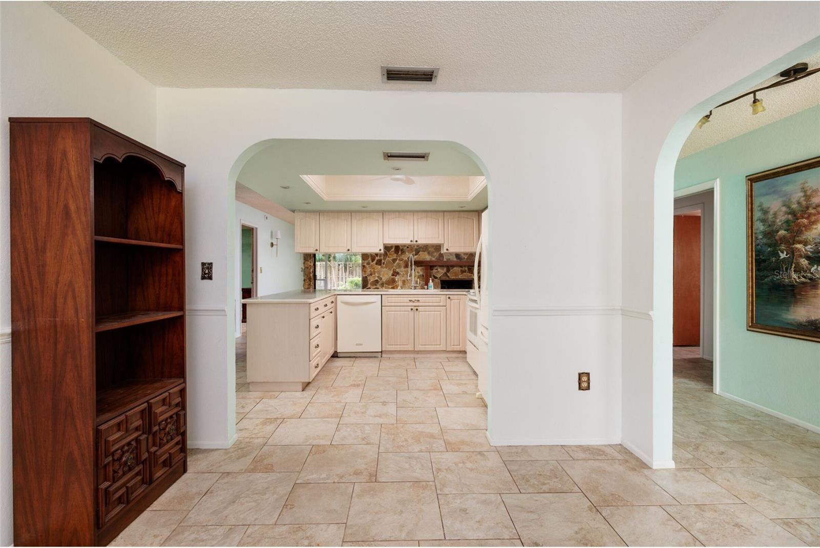 Dining room or flex space