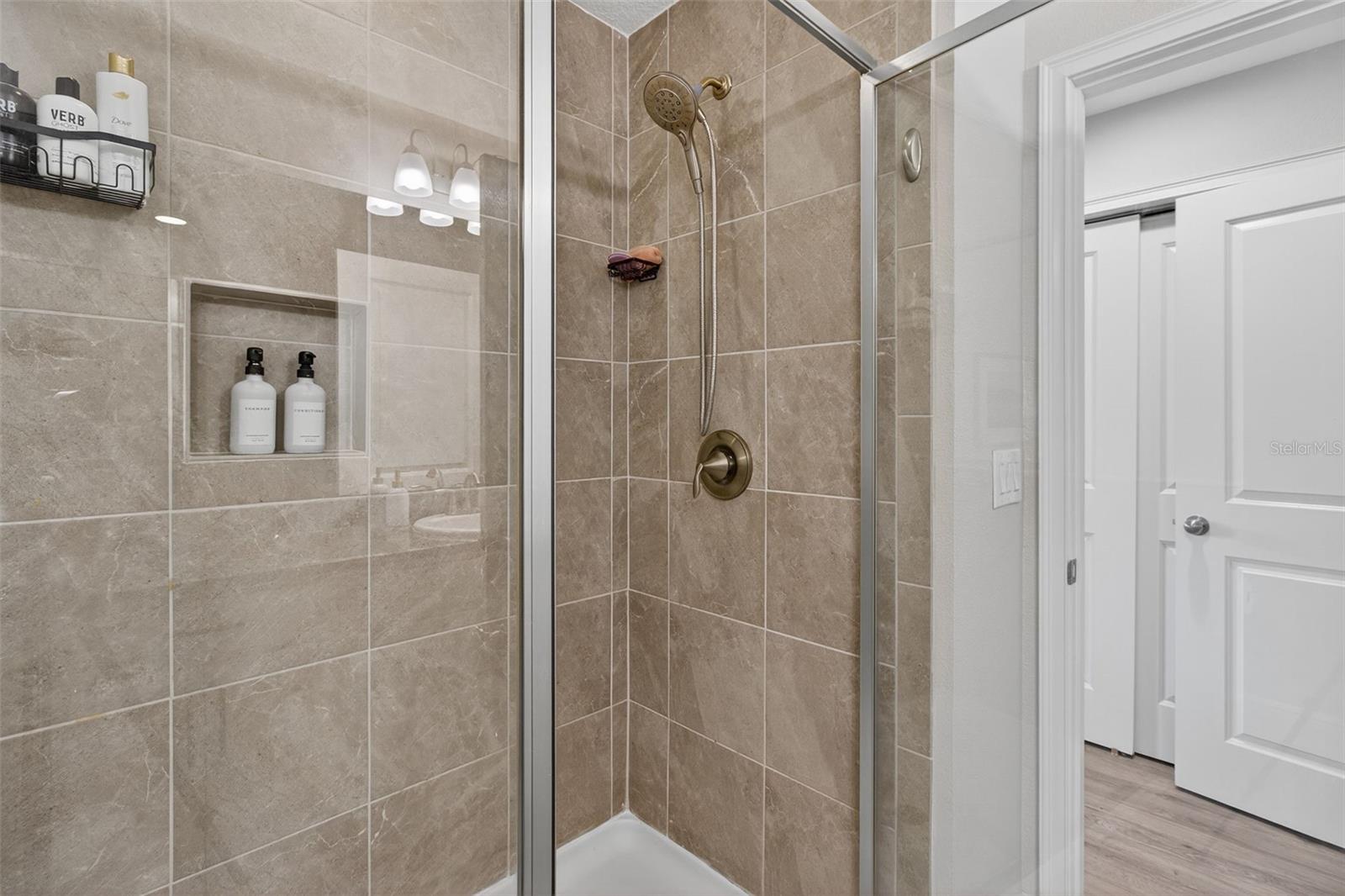Primary En-Suite